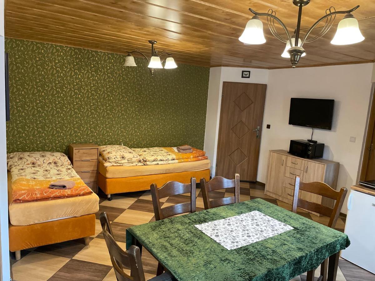 Ve Dvore Apartment *