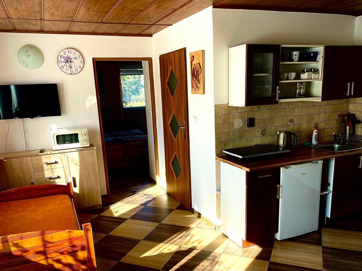 Ve Dvore Apartment